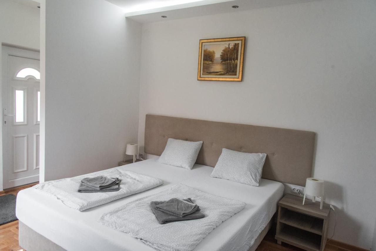 Apartman Tea Belgrad Exteriör bild