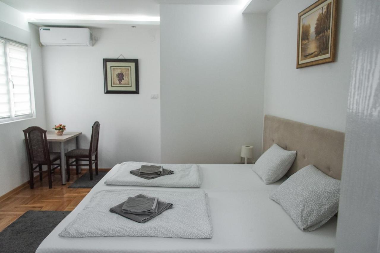 Apartman Tea Belgrad Exteriör bild